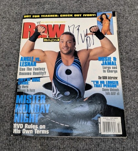 Wwe raw magazine november - magazine, 2002